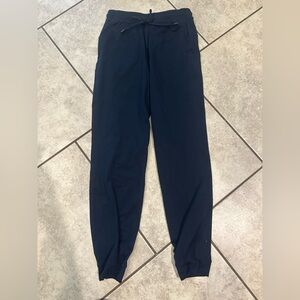 Lululemon Soft Jersey joggers. Size 4.